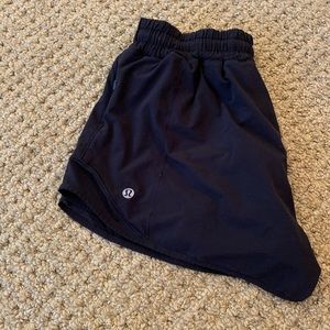 HOTTY HOT LULULEMON LOW RISE SHORTS 4”